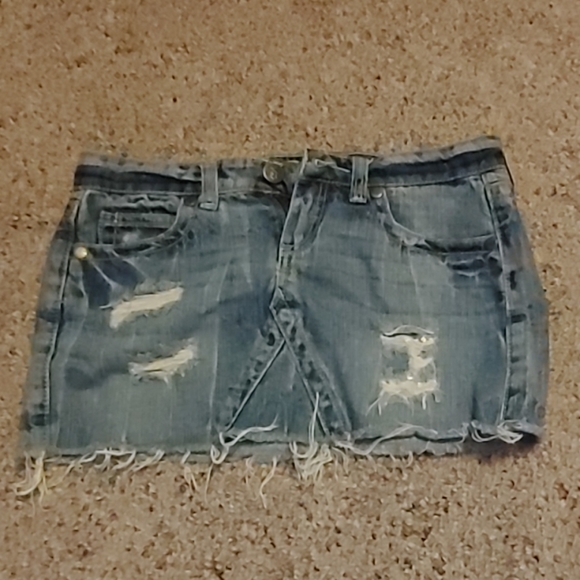 Juniors jean skirt from American Eagle - Picture 1 of 3